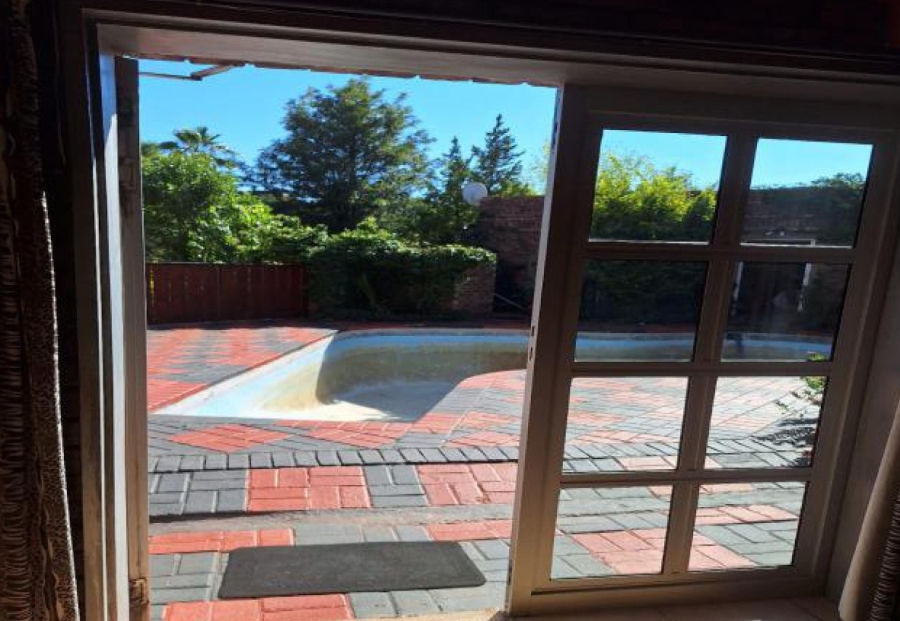 10 Bedroom Property for Sale in Kuruman Northern Cape